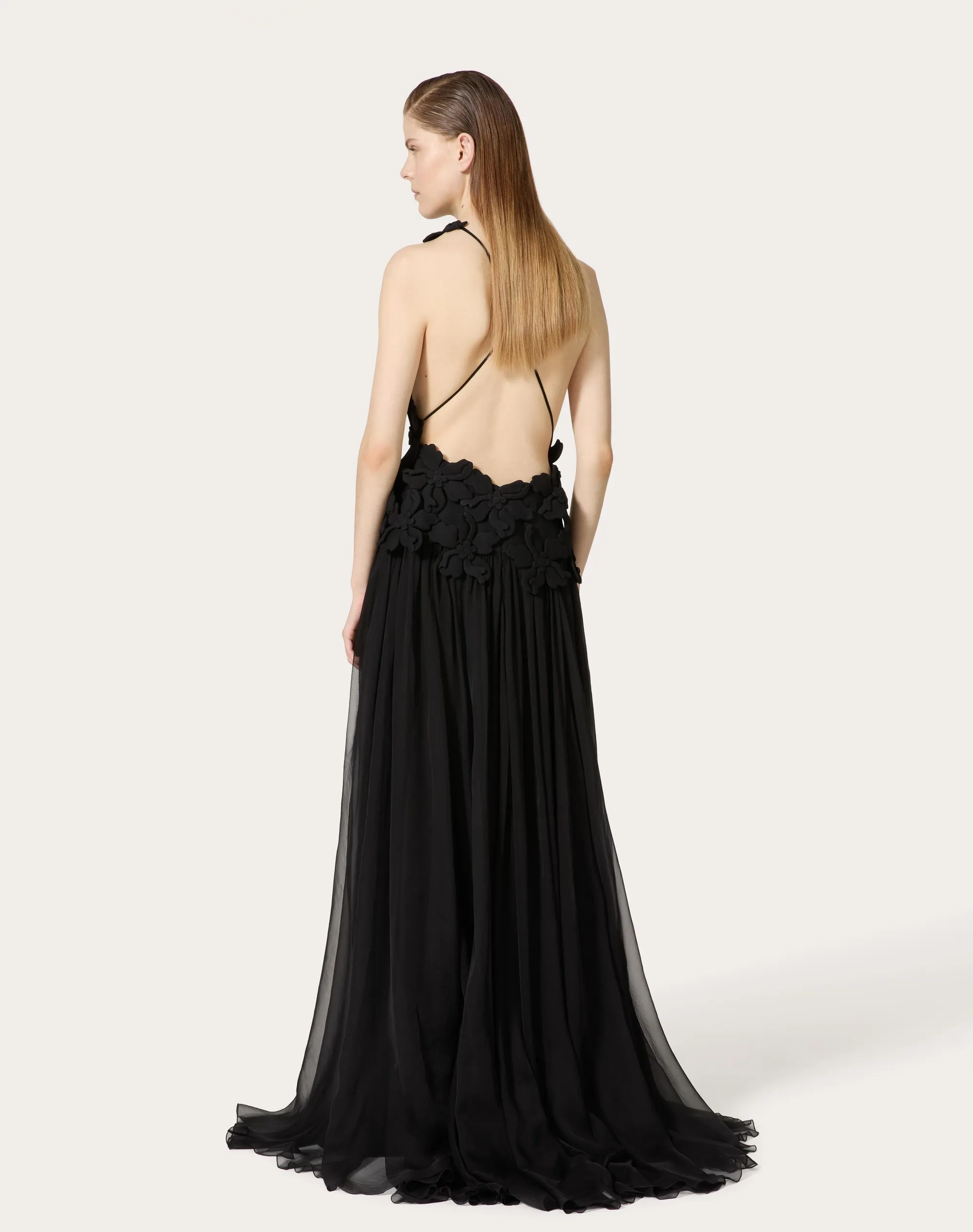 ABITO LUNGO IN CREPE COUTURE RICAMATO