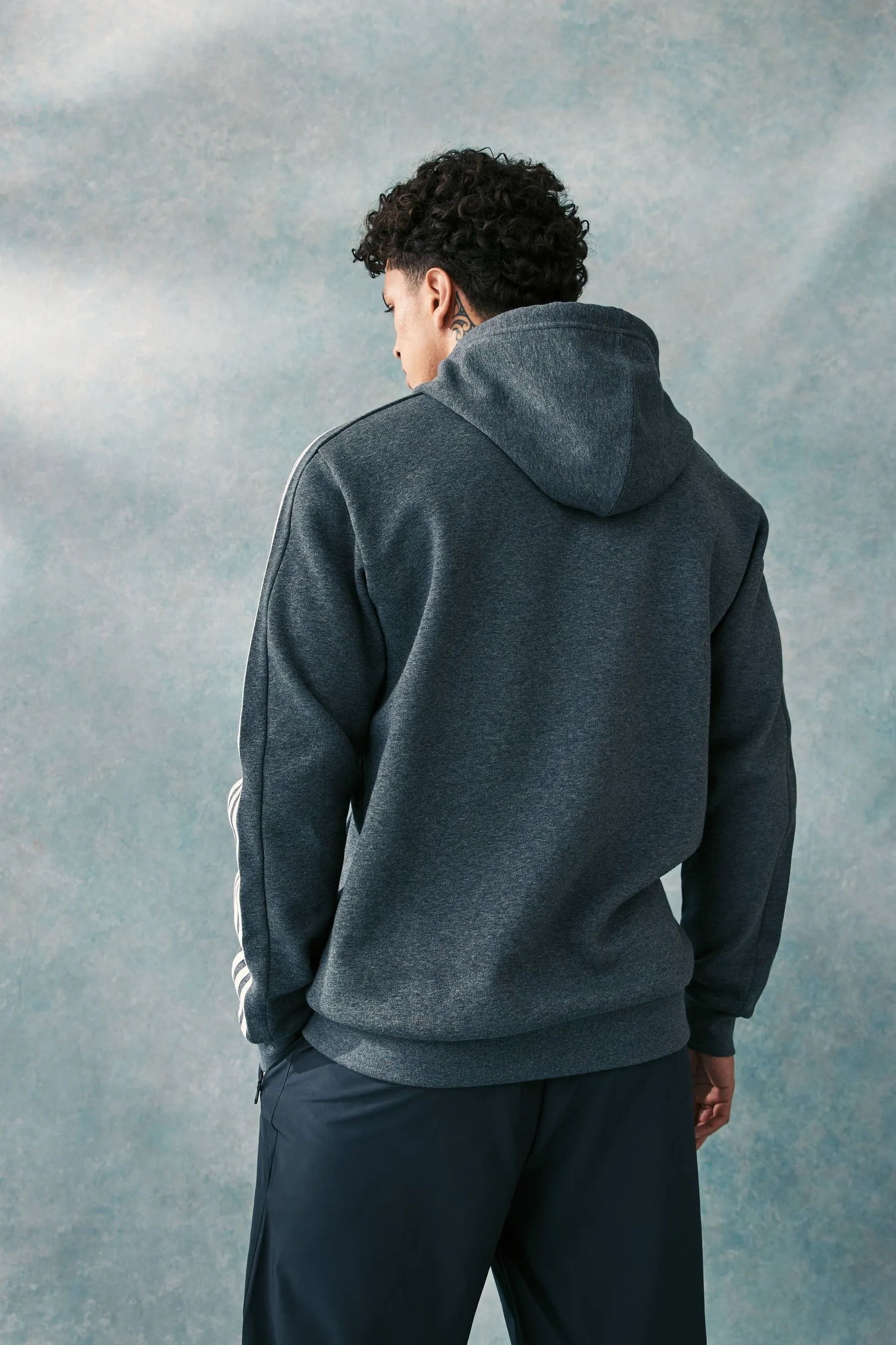 adidas Must-have - Felpa in pile con cappuccio e 3 strisce