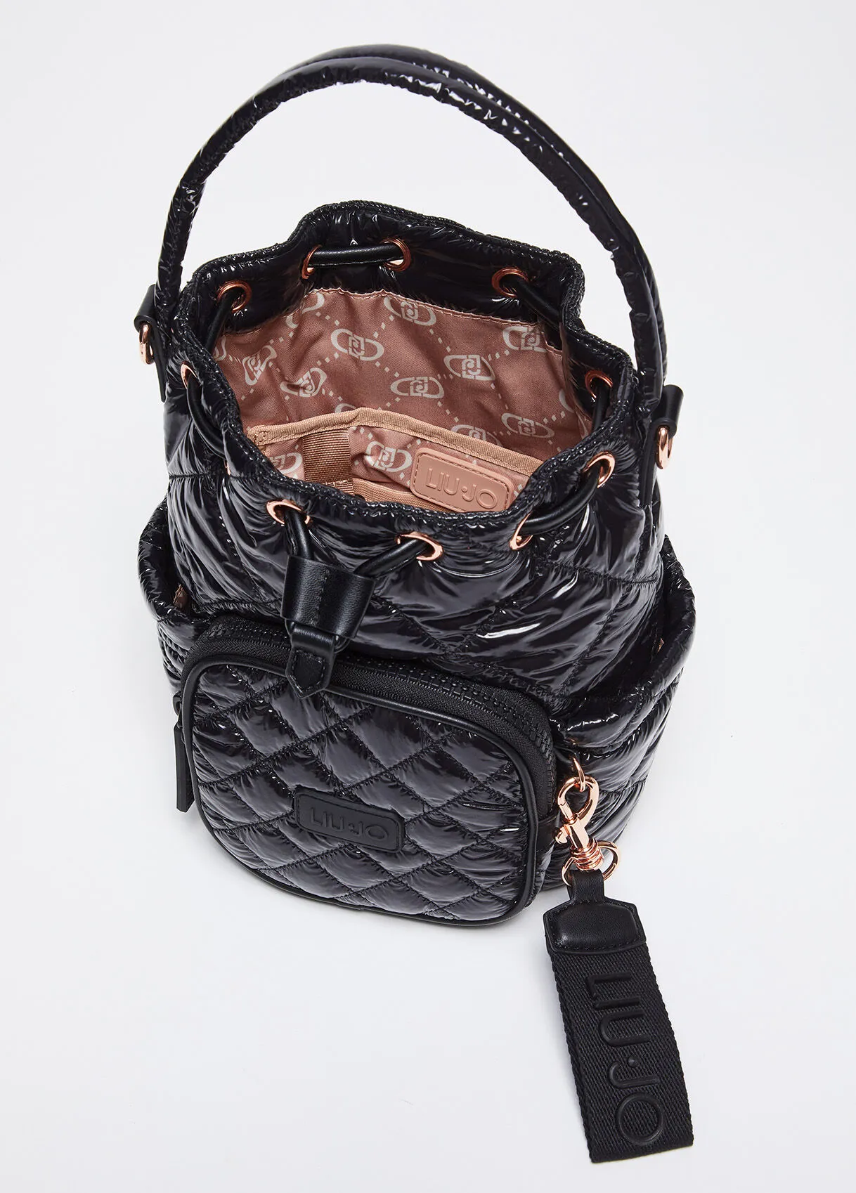 Borsa a secchiello in nylon trapuntato