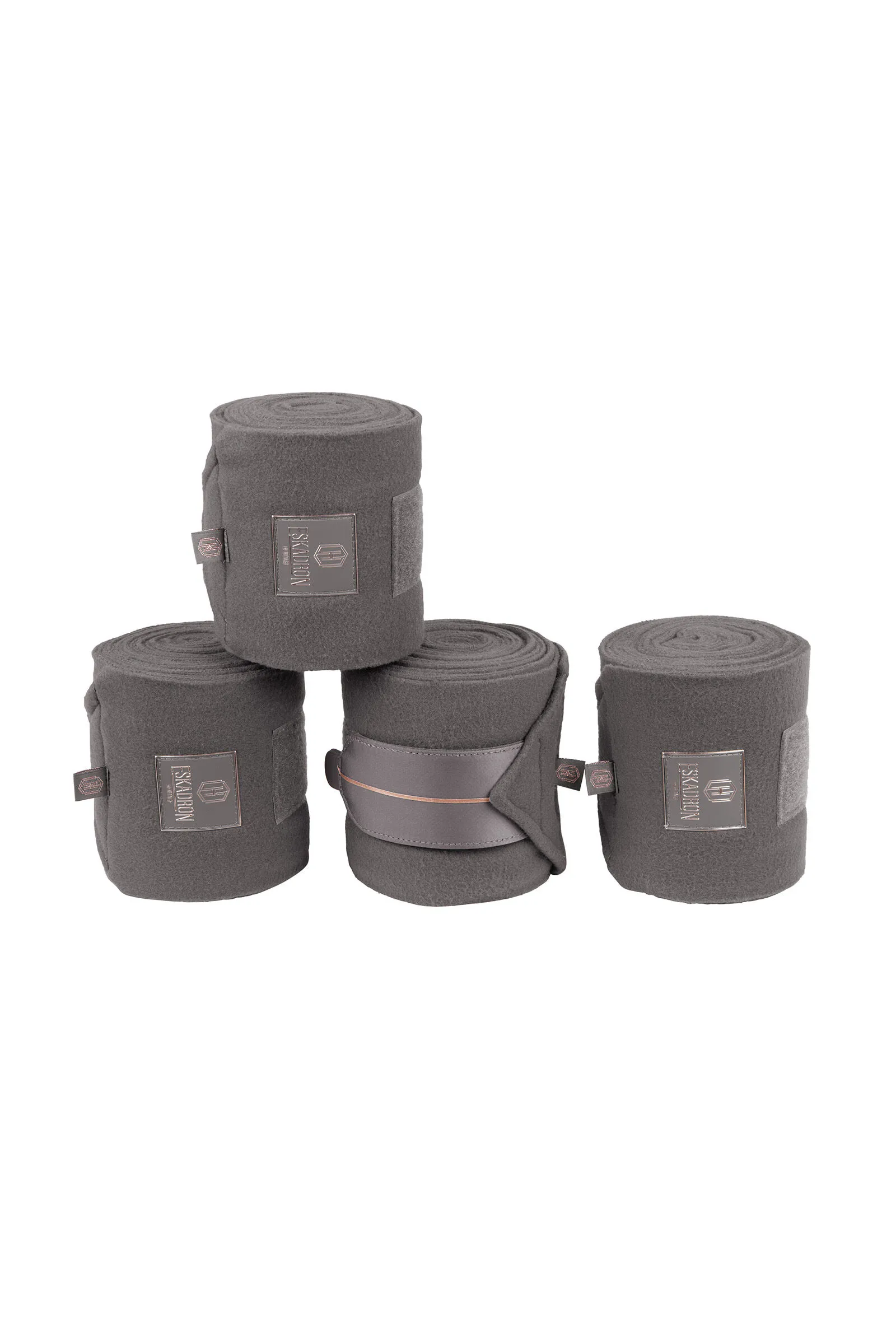 Eskadron Heritage AW2023 Bende in pile