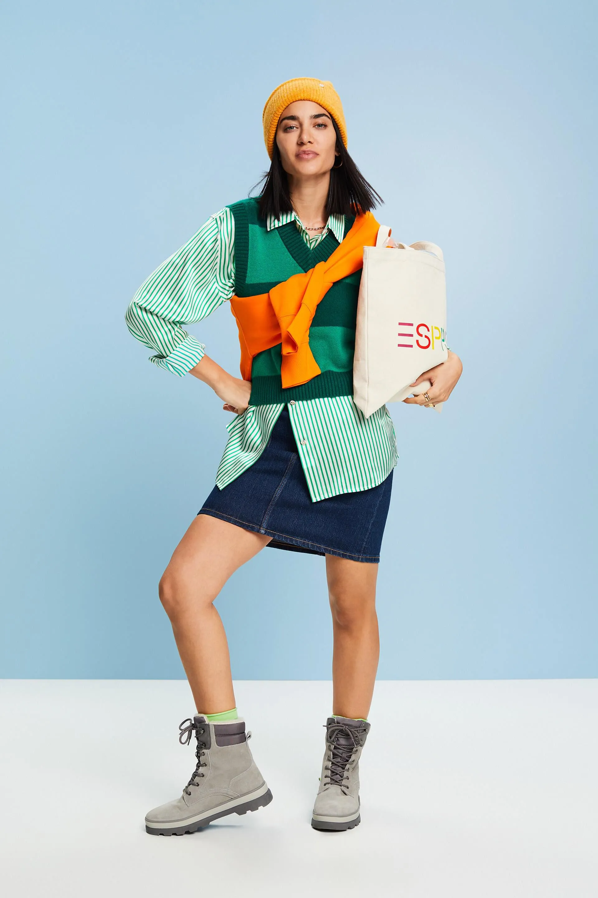 Gilet in cachemire a righe rugby con scollo a V