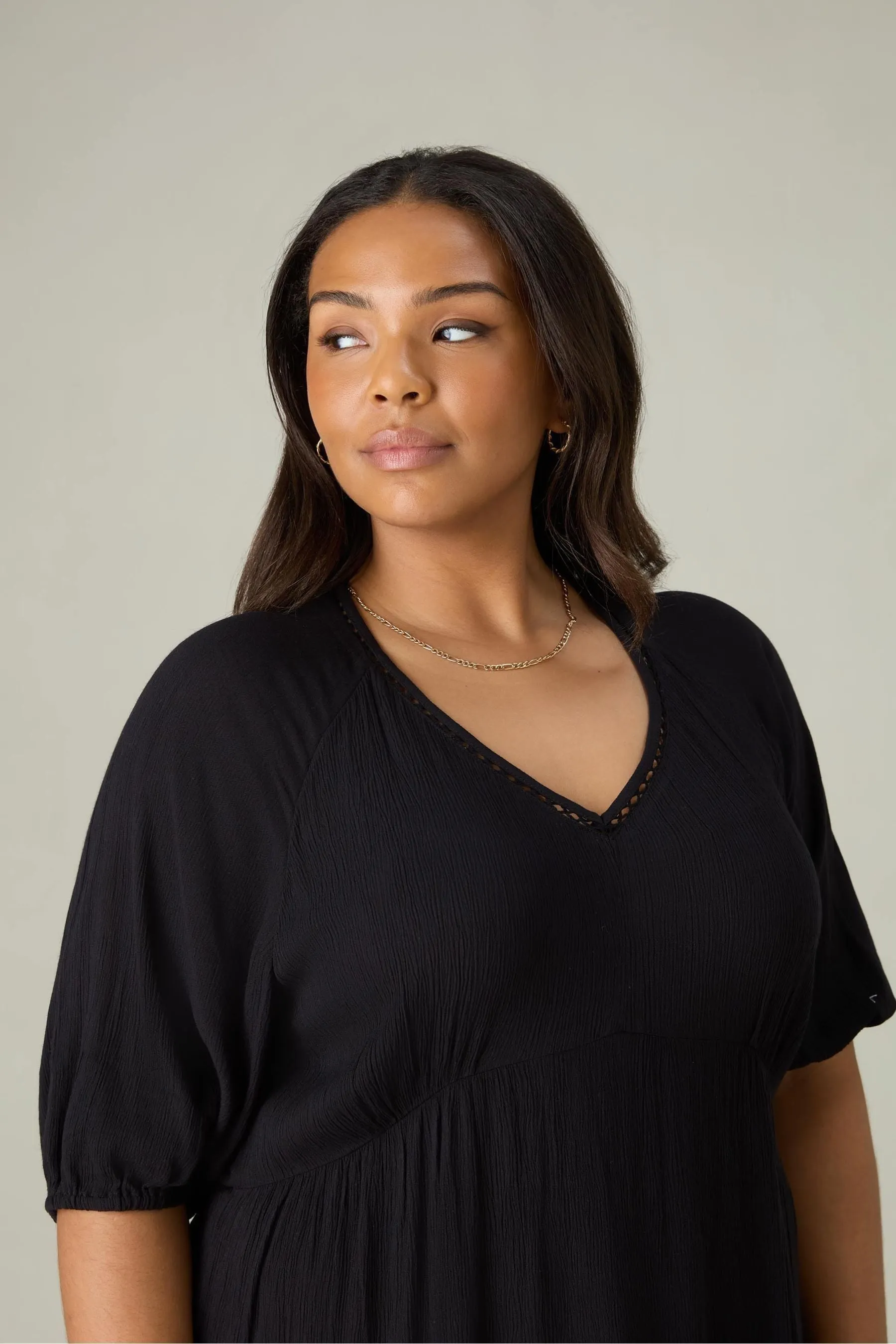 Live Unlimited Curve - Abito midi a balze con scollo a V