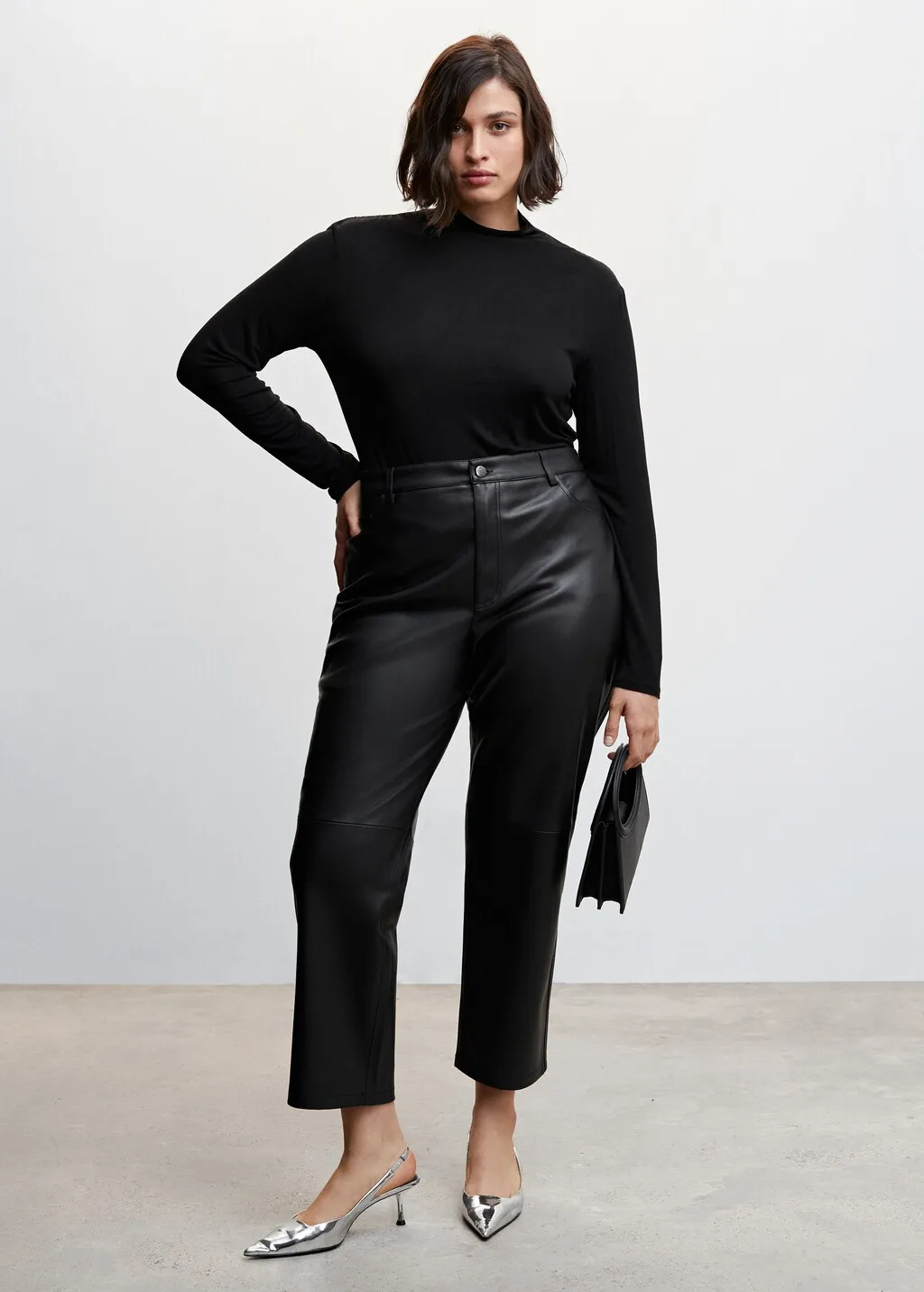 Pantaloni diritti similpelle