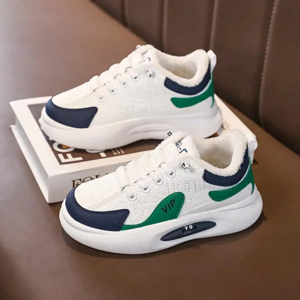 Scarpe da ginnastica per bambini Ragazzo Comode Antiscivolo Resistenti all'usura Impermeabili Alla moda Tutte le partite Inoltre