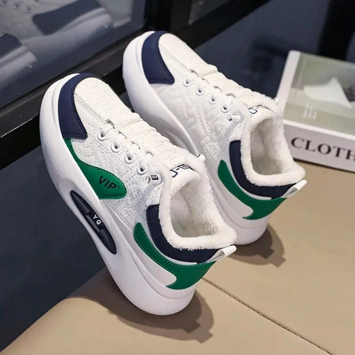 Scarpe da ginnastica per bambini Ragazzo Comode Antiscivolo Resistenti all'usura Impermeabili Alla moda Tutte le partite Inoltre