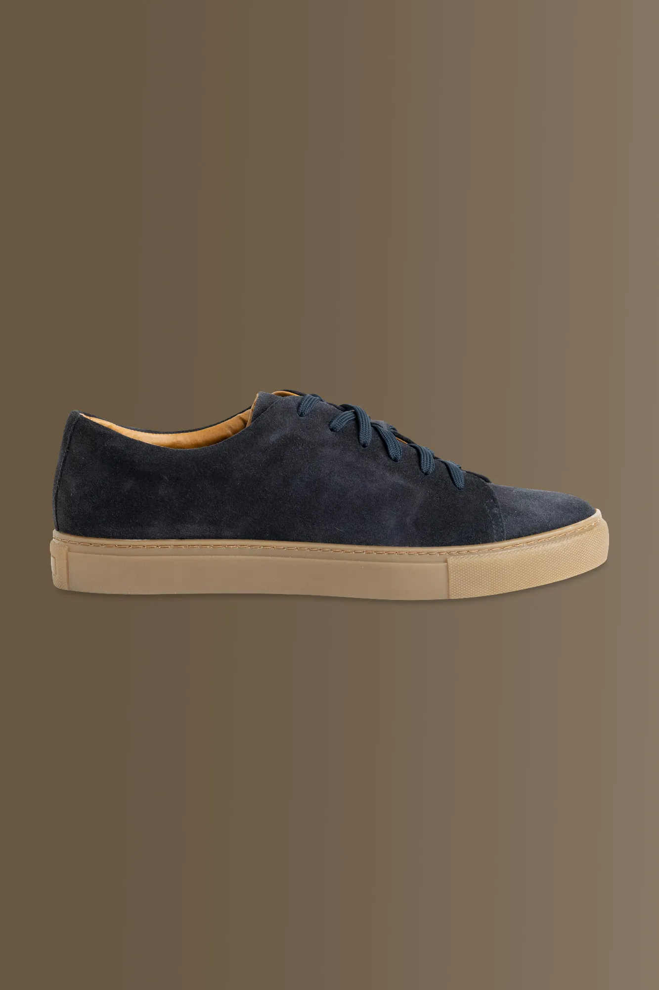 Sneakers uomo in vera pelle scamosciata