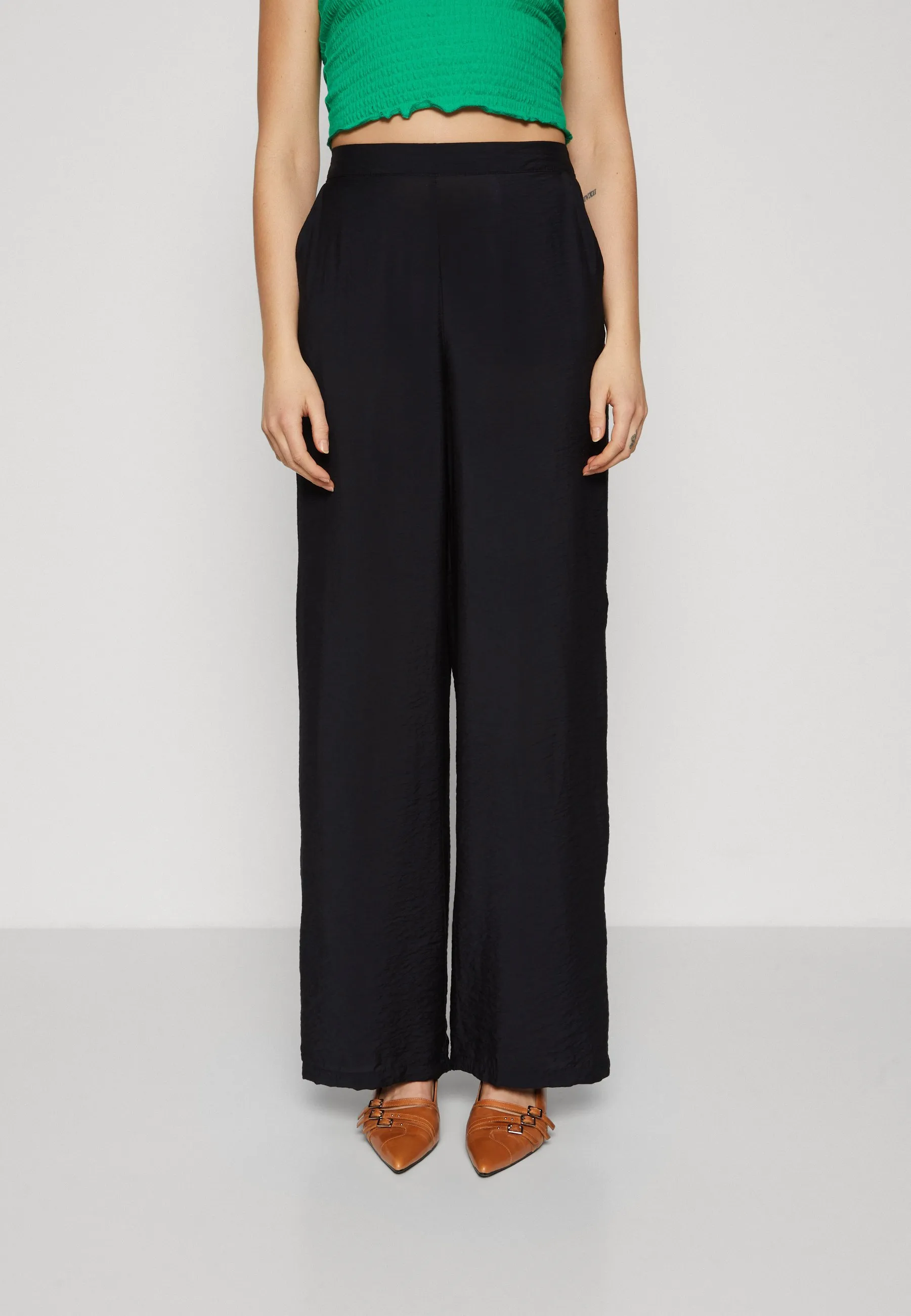 VMJOSIE WIDE - Pantaloni